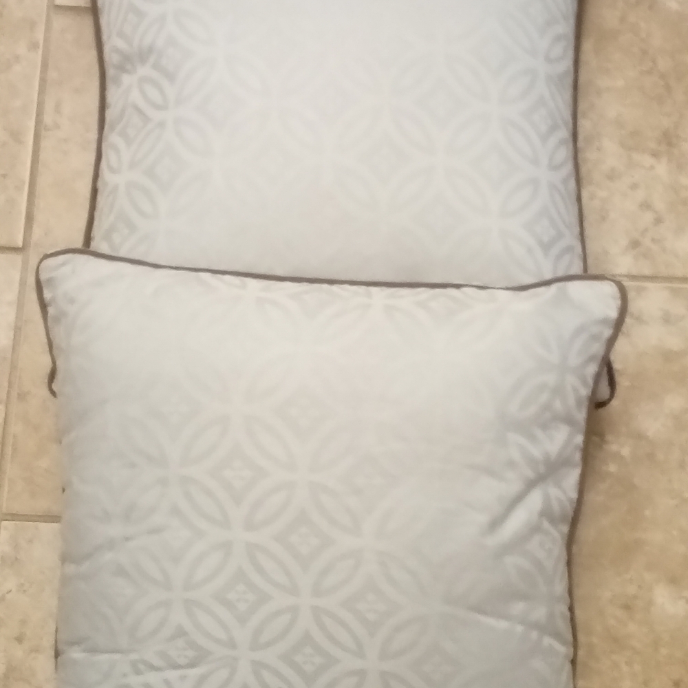 Pillows - Picture 2 of 3